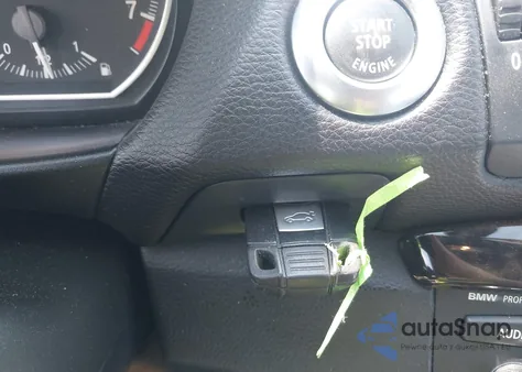 2012 BMW 128I из США, поврежденный, VIN WBAUN1C56CVR00132